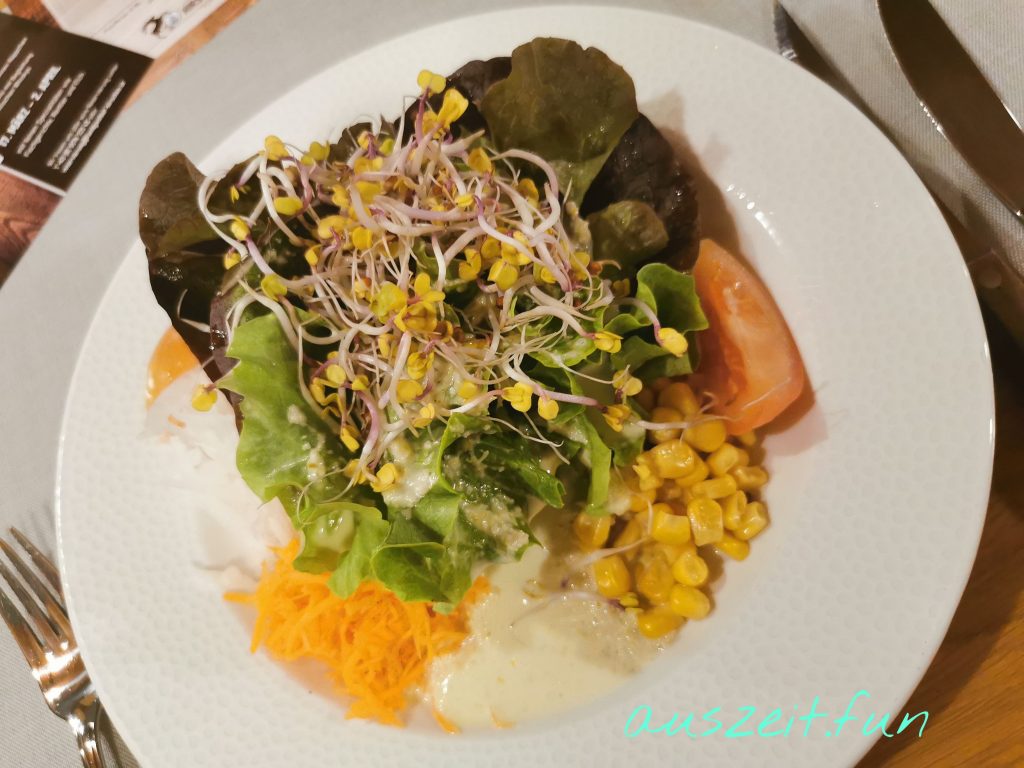 kleiner gemischter Salat